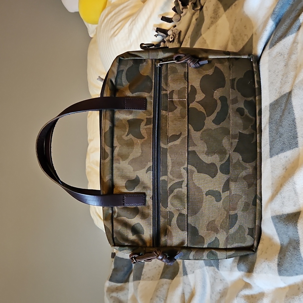 NWT FILSON Dryden Briefcase Dark Shrub Camo Nylon Leather Shoulder Bag - Picture 3 of 4